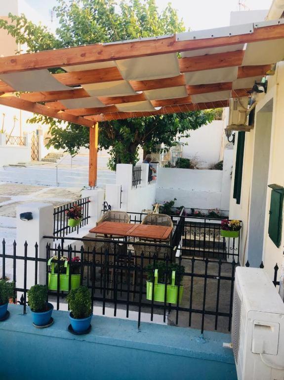 Kontos-Traditional House In Andros Beach المظهر الخارجي الصورة